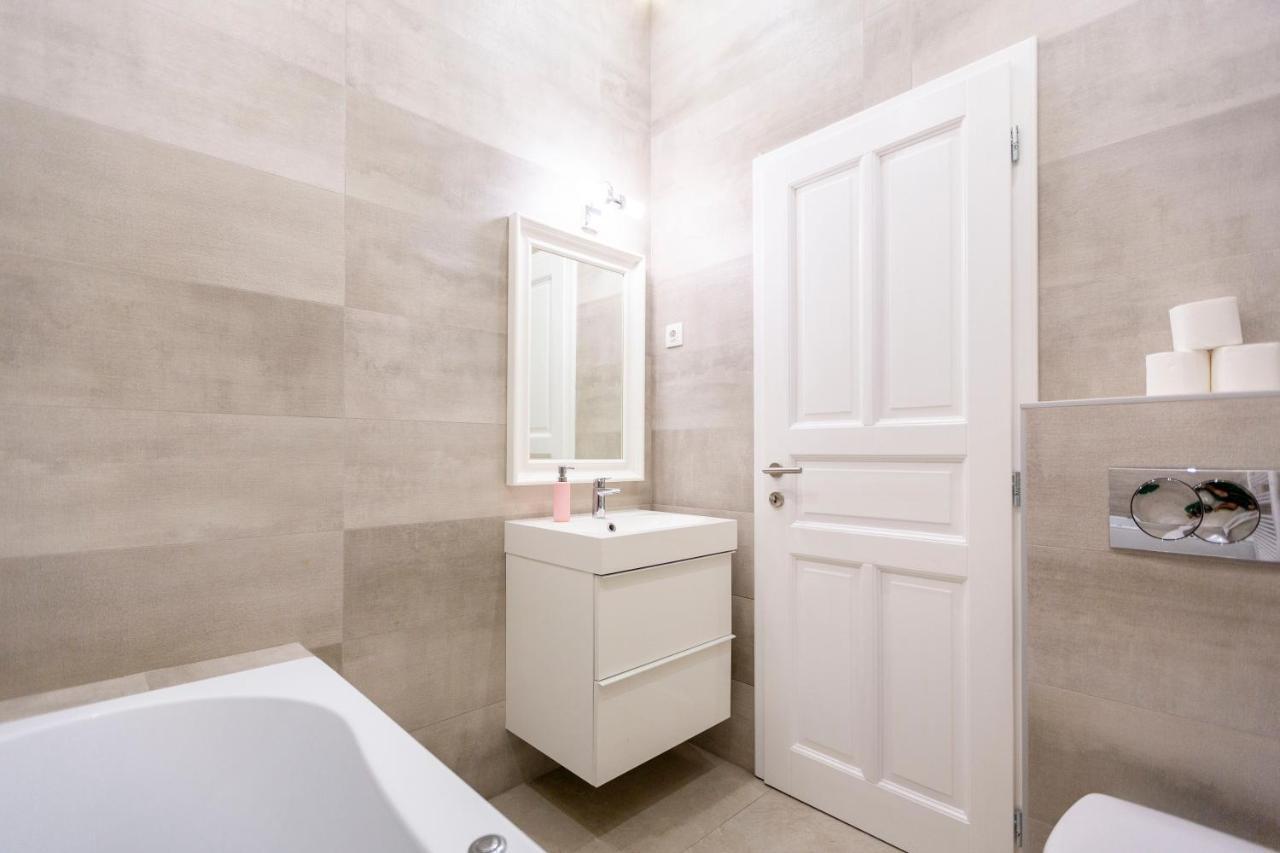 Luxury 3Bedrm 2Bathrm Apartment With Danube River View Budapest Esterno foto