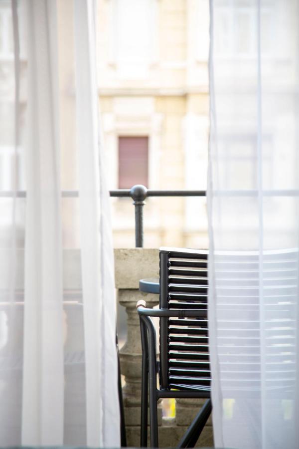 Luxury 3Bedrm 2Bathrm Apartment With Danube River View Budapest Esterno foto