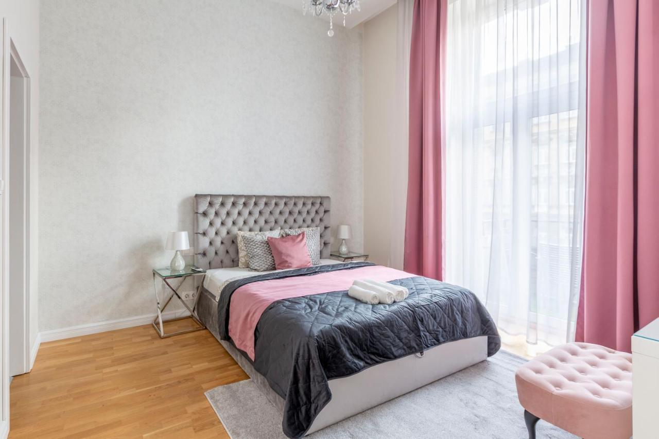 Luxury 3Bedrm 2Bathrm Apartment With Danube River View Budapest Esterno foto